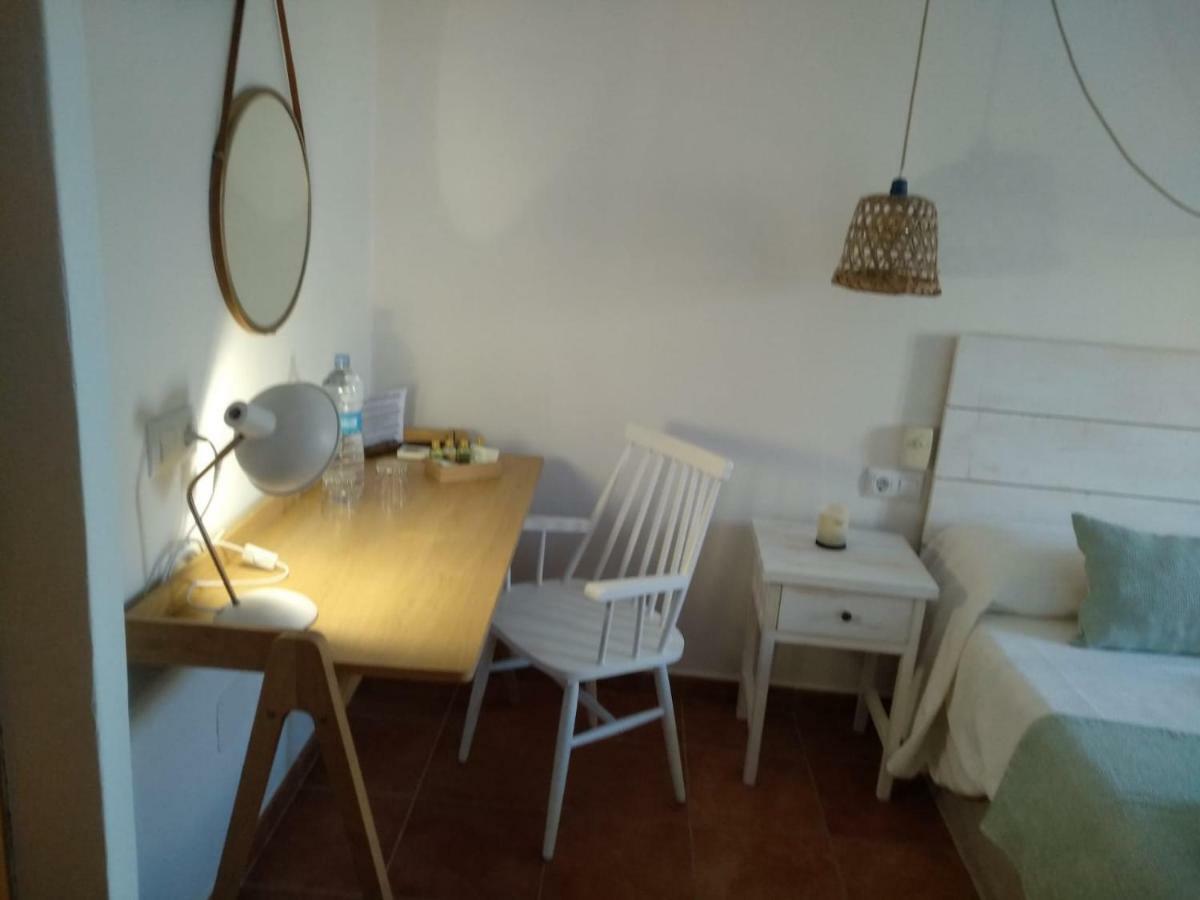 Hostal Sa Posada Set Cales Ciutadella  Ngoại thất bức ảnh
