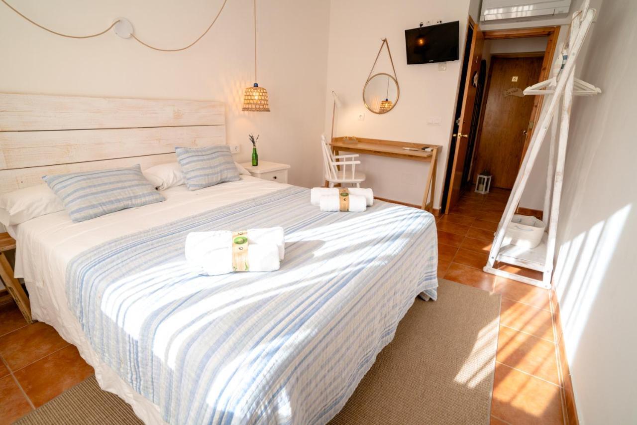 Hostal Sa Posada Set Cales Ciutadella  Ngoại thất bức ảnh
