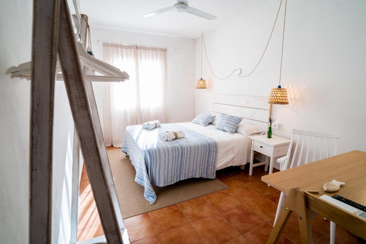 Hostal Sa Posada Set Cales Ciutadella  Ngoại thất bức ảnh