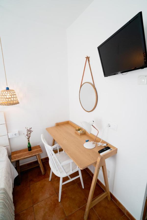 Hostal Sa Posada Set Cales Ciutadella  Ngoại thất bức ảnh