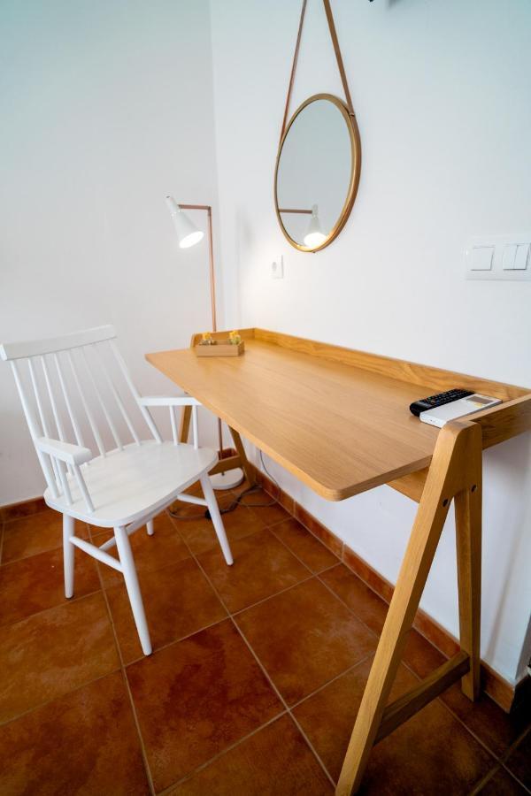 Hostal Sa Posada Set Cales Ciutadella  Ngoại thất bức ảnh